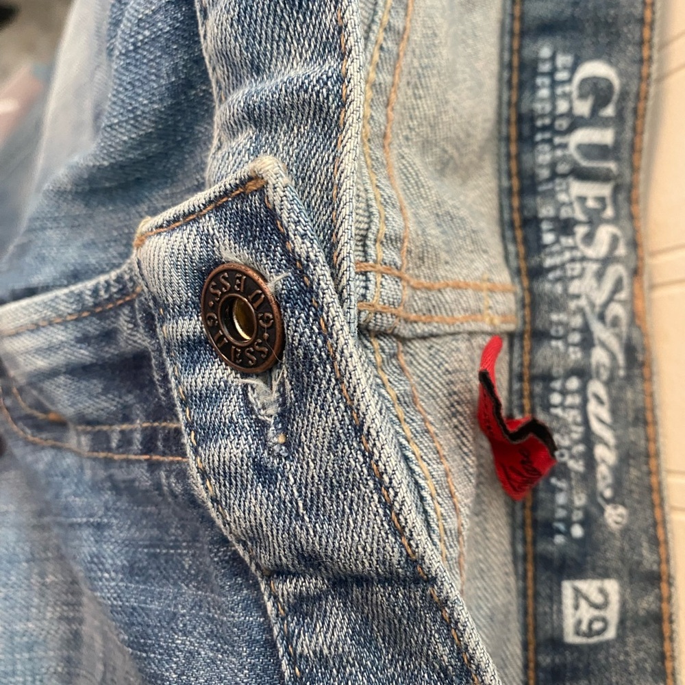Guess Light Blue Denim Jeans - Picture 2 of 8